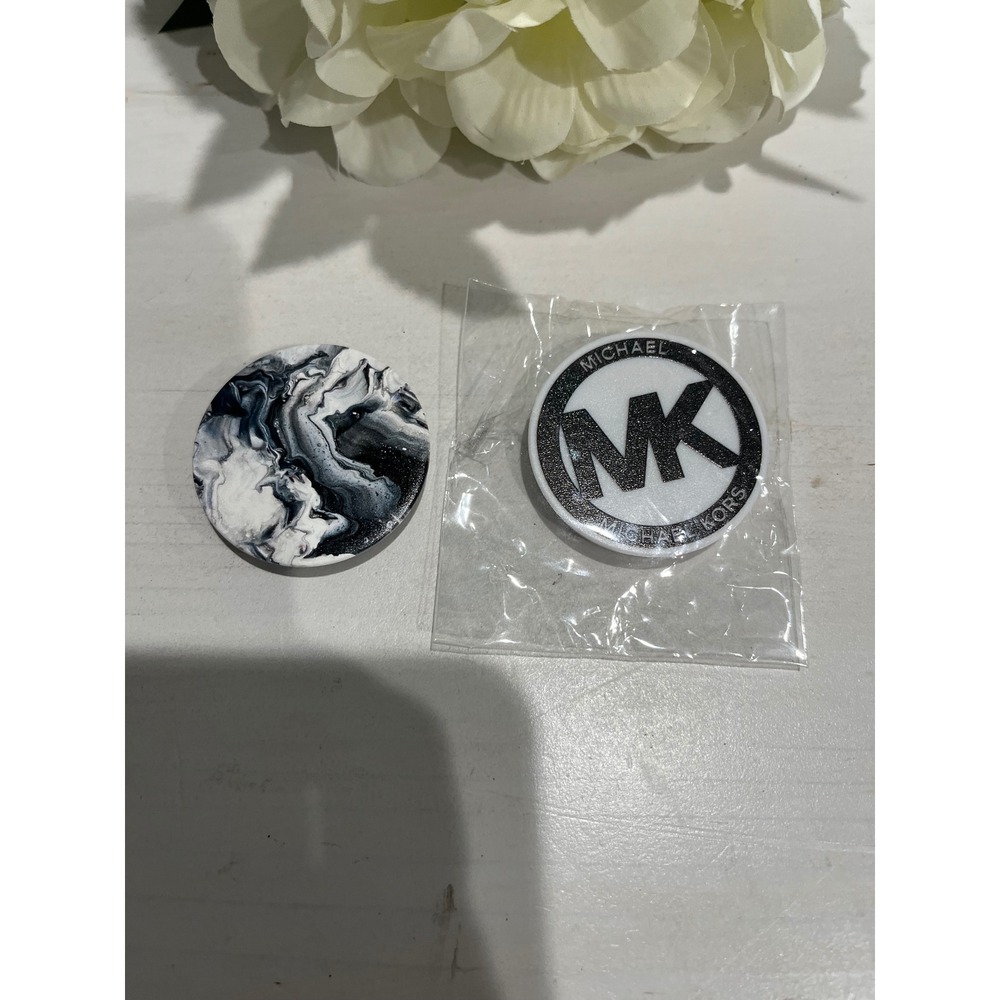 Michael Kors MK Black & White &‎ marble PopSockets Grip Cell Phone Stand Set